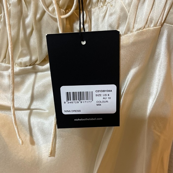 NICHOLAS Nina Satin Dress. - Picture 7 of 7